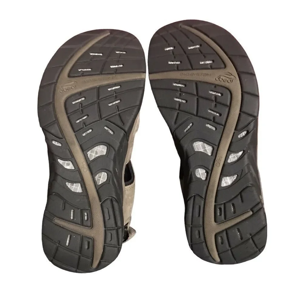 Abeo Men's Size 8 Tan and Black Sandals